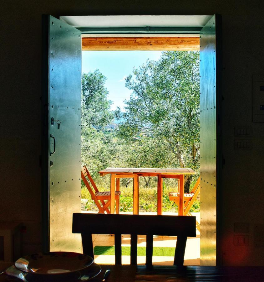 La Casa Del Cancello Di Borgo Carbone Locri Buitenkant foto